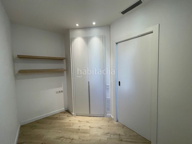 Foto 074e564e-da29-4622-8ce2-43923120bce1. Pis amb calefacció a Baix Guinardó Barcelona