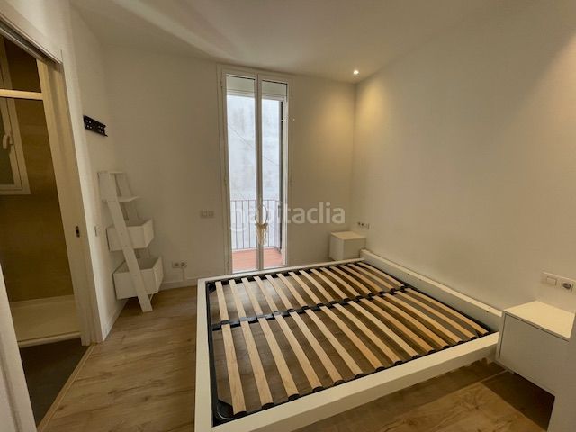 Foto 9bd586e8-796e-430e-93c3-9a8e952e0a7e. Pis amb calefacció a Baix Guinardó Barcelona