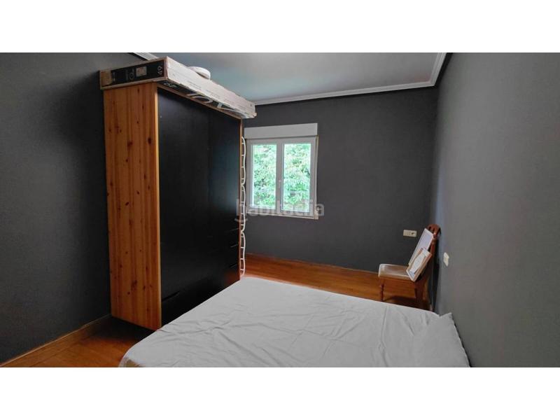 Foto d9ddc631-7a74-48b6-91ba-47c4dec49889. Piso venta de piso en Mutriku