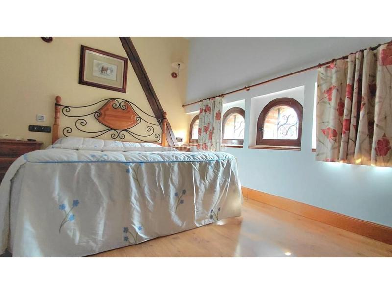 Foto 4ce2f261-c80c-48c4-8457-1af80c39b121. Maison avec parking dans Legazpi