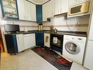 Pis a Eibar. Piso en venta con 2 dormitorios, baño, jardín privado de 250 m y