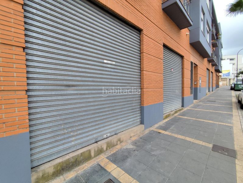 Foto adb8b0db-cc19-4234-bf32-2908a2fa6218. Local comercial a de valencia 7 a Vilamarxant