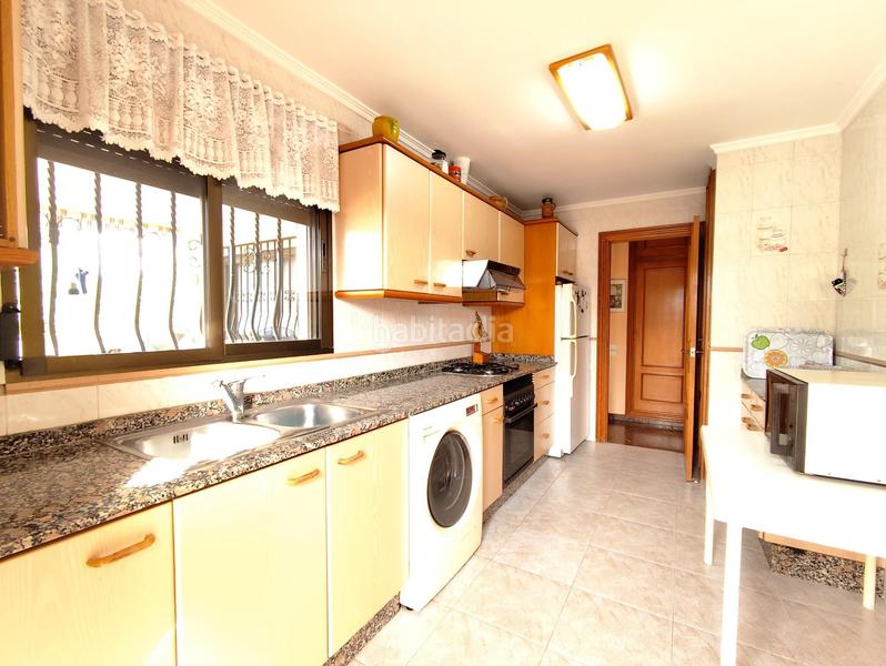 Foto 0585585d-036c-418b-a368-a5927886c278. Xalet a 138 6 a Moncada