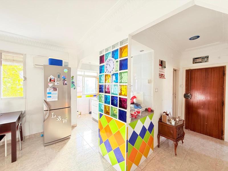 Foto 1489e67d-f9fd-422c-a579-3df4131fda6e. Pis a Tres Forques Valencia