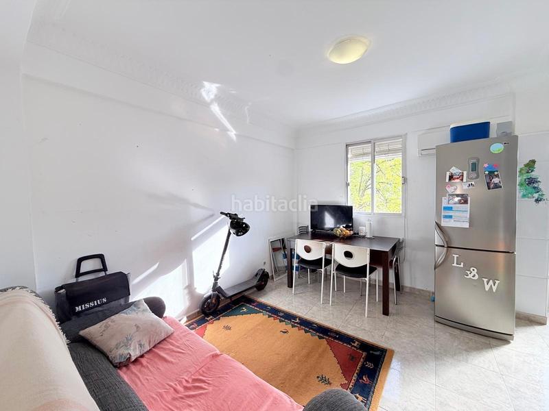 Foto f6e516db-07dd-4f0a-b6cf-0363ede0b9a3. Pis a Tres Forques Valencia