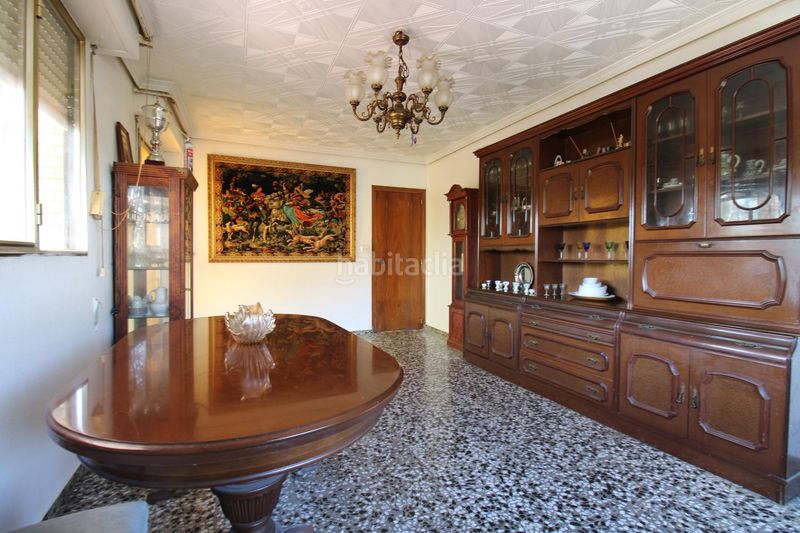 Foto 2330f5e1-d8c2-40a9-ac44-fad1782a2100. Xalet amb aparcament piscina a Moncada