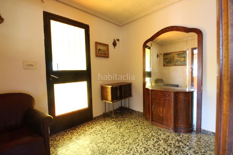 Foto 2fce4acd-df7f-4f30-9601-cb733fea0319. Xalet amb aparcament piscina a Moncada