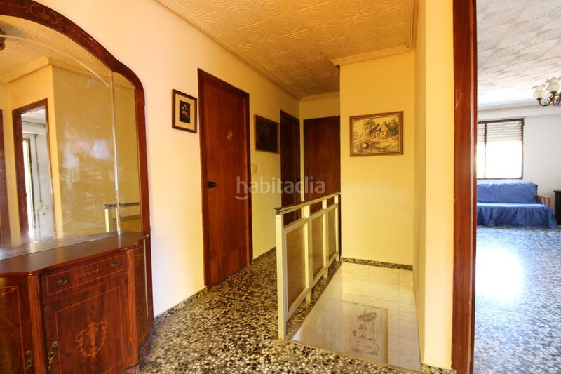 Foto d7b25ef2-0a3b-49b6-88bc-c501ba306307. Xalet amb aparcament piscina a Moncada