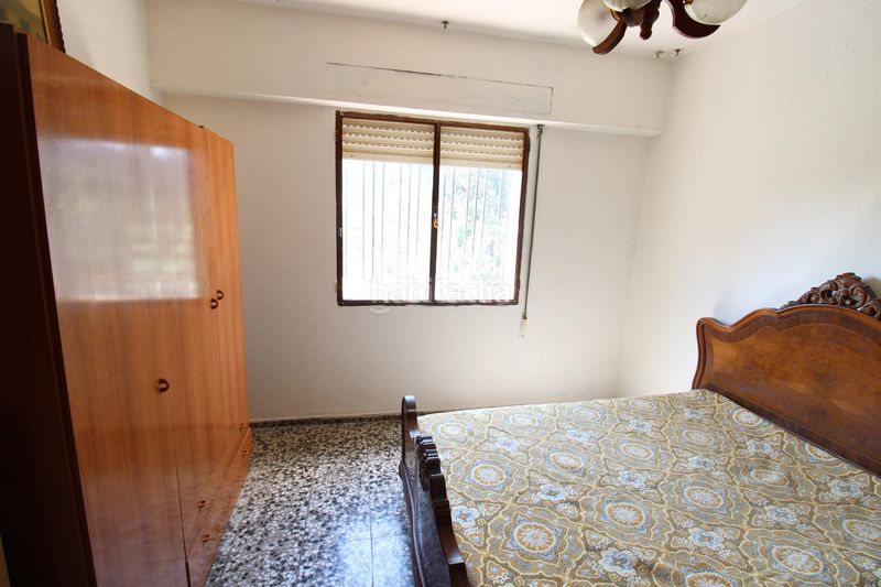 Foto e826cb75-8d29-40de-8fa9-0d65eec419a1. Xalet amb aparcament piscina a Moncada