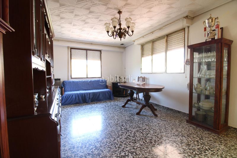 Foto ef146a3f-984a-4661-9ef3-ef7f24f63cb6. Xalet amb aparcament piscina a Moncada