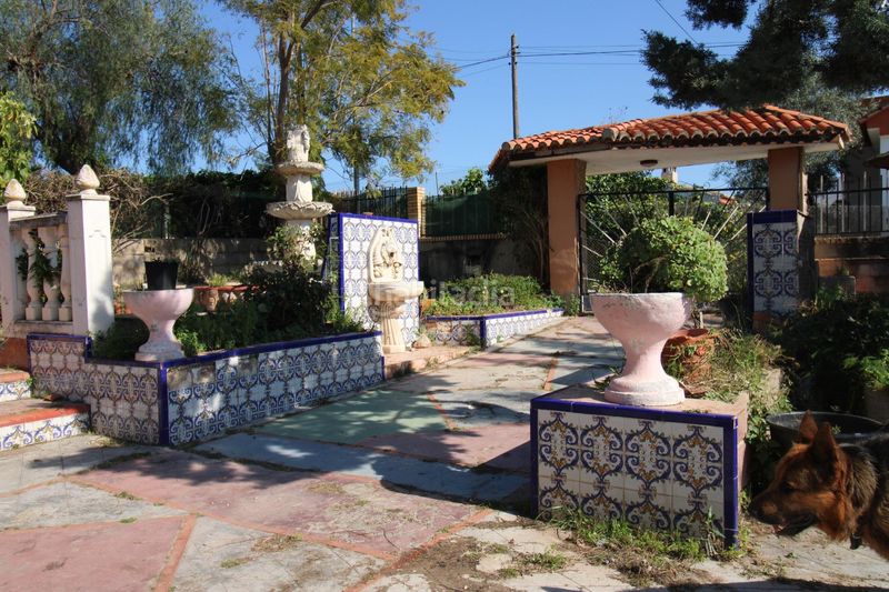 Foto f449392c-c322-46d3-81c3-31dbbdb4863d. Xalet amb aparcament piscina a Moncada