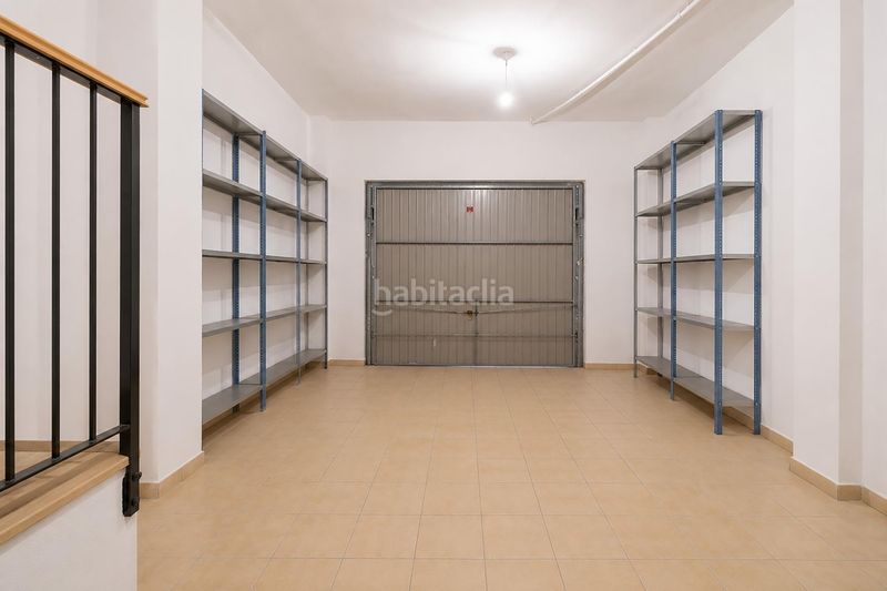Foto 7e13fb0b-3e4d-4c94-bb4b-5b9d7233e067. Casa adossada amb aparcament a Avenida de Abril-9 de Octubre Sagunt