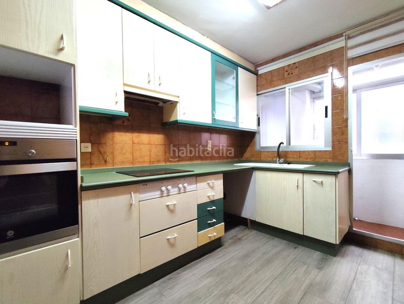 Foto 76d752c8-74b3-4730-aa25-2dc864d260a8. Flat with parking in Centro Ciudad Manises