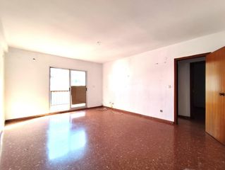 Appartement à Centro Ciudad. Vivienda con garaje