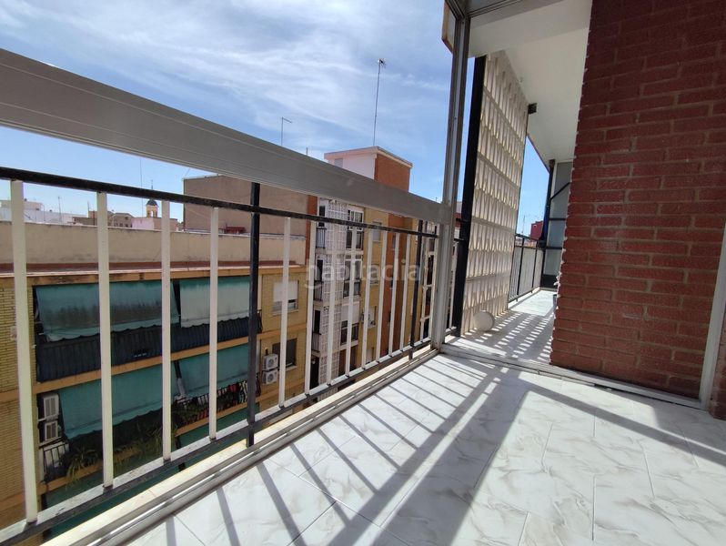 Foto e157332c-c8c2-4d50-a941-10491745317c. Pis amb calefacció a Barrio Benicalap Valencia