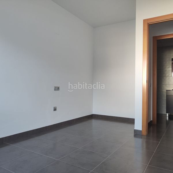 Foto a7f39a59-934f-47bd-832c-8a295eb30c27. Rent ground floor with heating pool in Deltebre