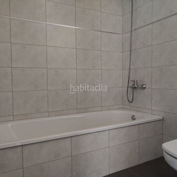 Foto ebde95bb-c907-4313-855b-76a92efb71cd. Rent ground floor with heating pool in Deltebre
