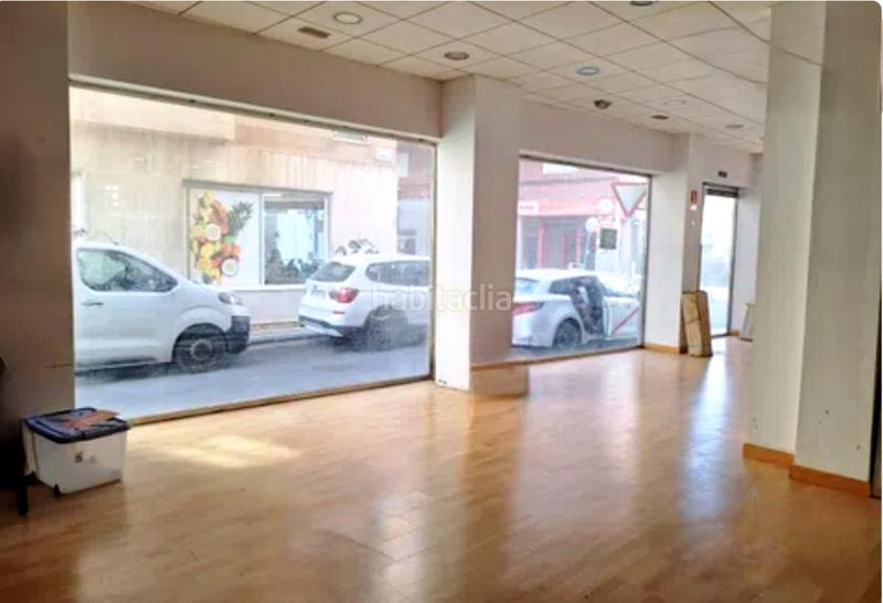Foto c918a7b1-d6f4-4ab9-b11d-819973df6f29. Affitto locale commerciale in Barrio Alto - San Félix Almería