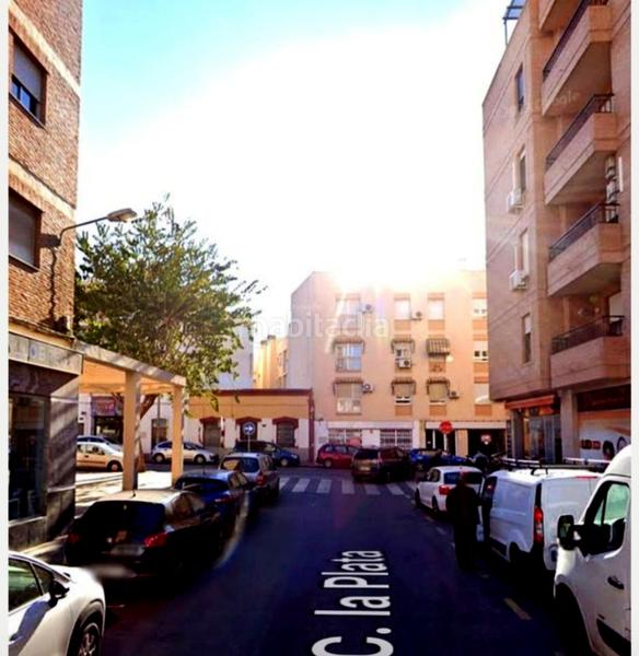 Foto f0774d5c-bca6-49a3-93a3-d88617c09cfd. Lloguer local comercial a calle la plata 80 a Los Ángeles - Cruz de Caravaca Almería