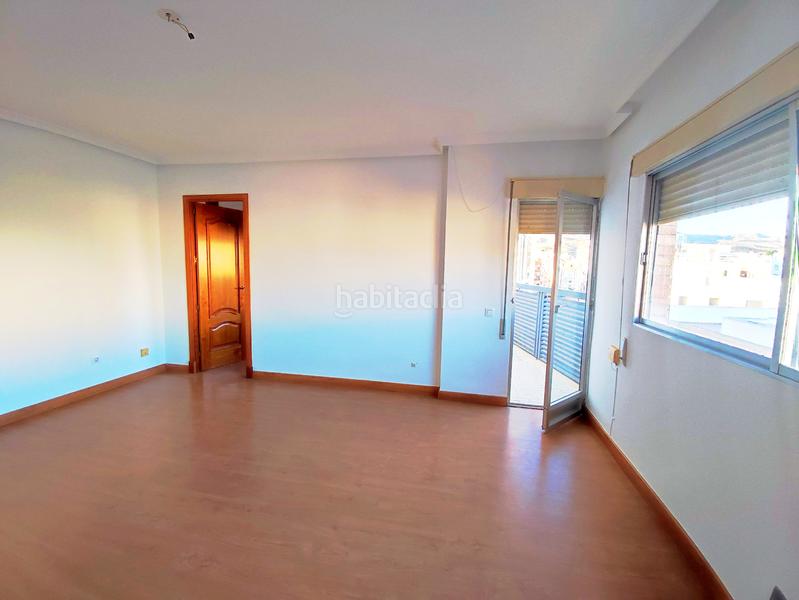 Foto c4b2369a-2190-41af-a824-5109d226fd29. Appartement dans Plaza de Toros - Santa Rita Almería