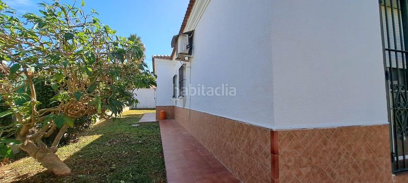 Foto d567b242-7c6e-4c56-abdb-961128430c50. Chalet avec cheminée piscine dans Los Franceses - La Vega Chiclana de la Frontera