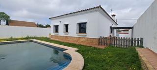 Xalet a Las Lagunas - Campano. Chalet con piscina en zona florin