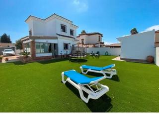 Chalet en Núcleo urbano. ¡exclusivo chalet urbano en zona el almendral!
