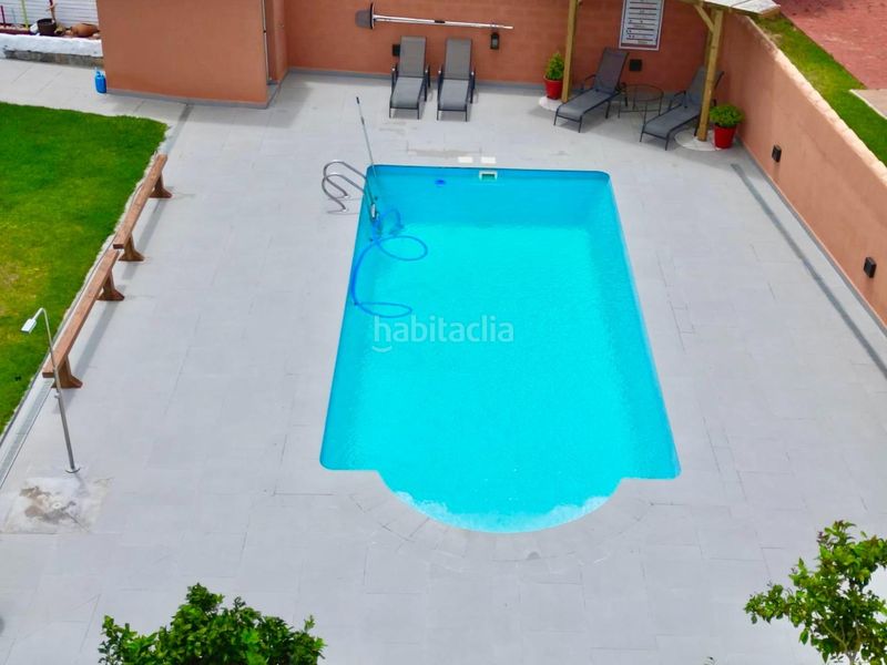 Foto ee1141c4-8031-4e21-8241-34e4b9bdf3be. Xalet amb aparcament piscina a Los Gallos Chiclana de la Frontera