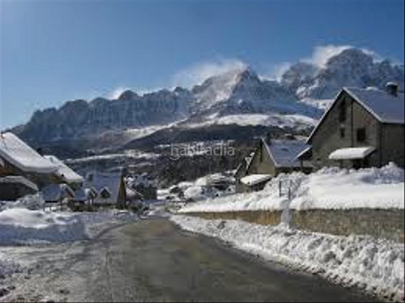 Foto 657b1280-95ea-4c48-b442-5eec5c605a06. Location attique avec cheminée chauffage parking dans Sallent de Gállego