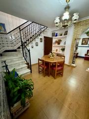 Haus  Hermano alvarez quintero. Casa en venta en brenes, 4 dormitorios.