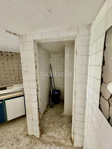 Foto d5fd3cb7-6aae-4022-b8a1-3867035c6596. Local comercial local com. en venta en Las Almenas. en Tomares