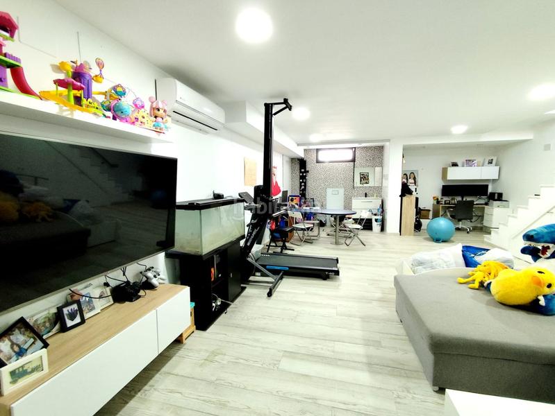Foto 2aa07719-c3e4-4975-8d0c-68feee0176c9. Casa adosada adosado en venta en huevar, 2 dormitorios. en Huévar