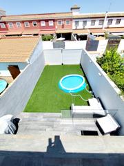 Casa adossada  Fernan caballero. Adosado en venta en huevar, 2 dormitorios.