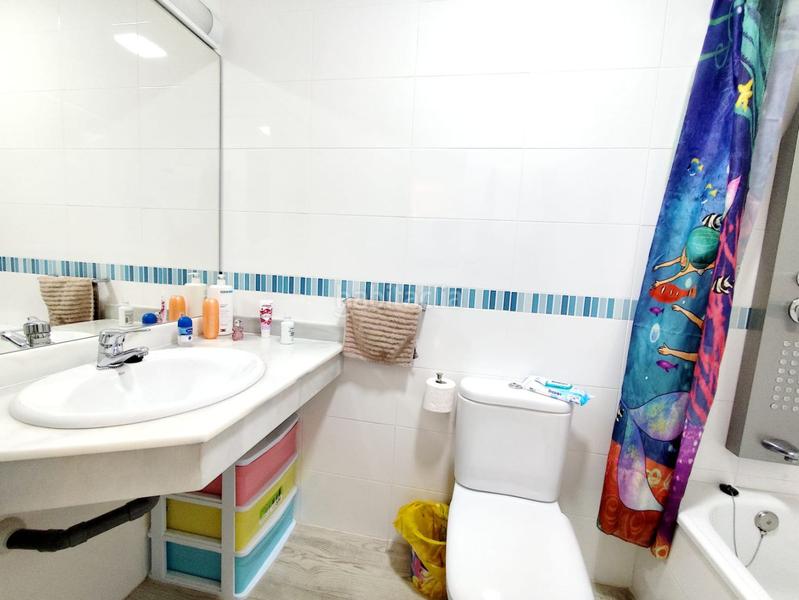 Foto b50f7964-b92f-45c6-ac59-f84069a0eb5a. Casa adosada adosado en venta en huevar, 2 dormitorios. en Huévar