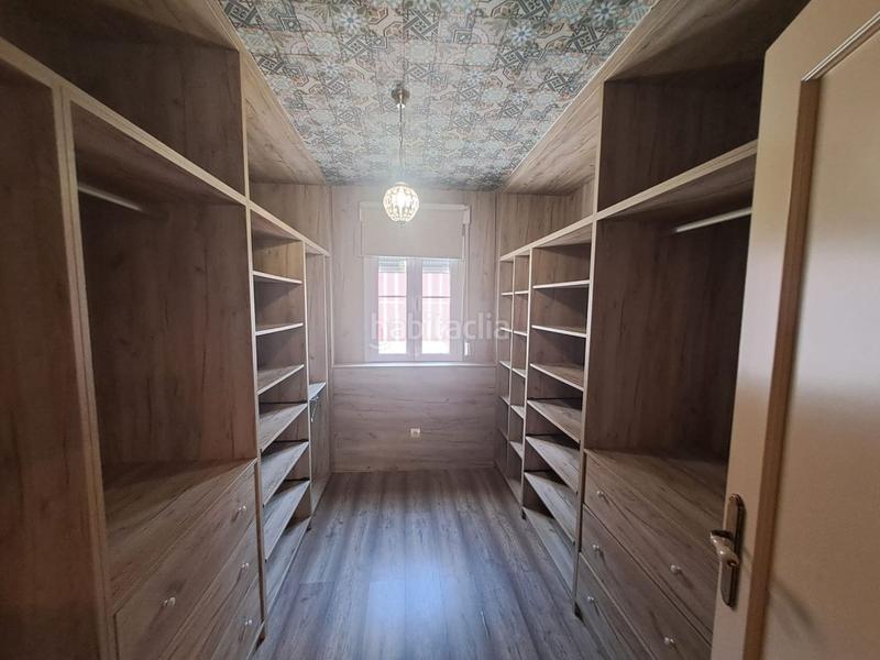 Foto 03335fc7-a377-49a1-b87c-87f014cbeb17. Casa amb calefacció aparcament piscina a Urbadiez - Entrepuentes Sevilla