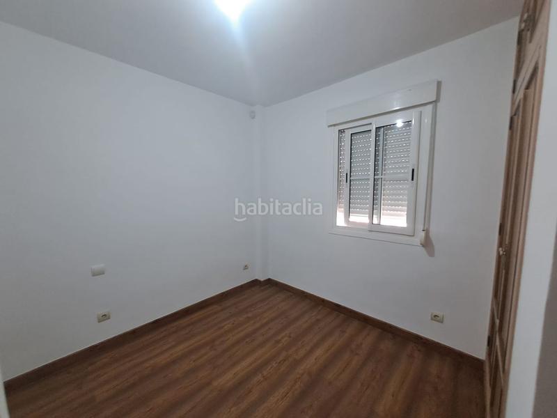 Foto 40a3adcf-a617-411a-9608-43499b19568d. Casa amb calefacció aparcament piscina a Urbadiez - Entrepuentes Sevilla