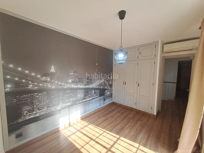 Foto 685ab386-b3ed-4c22-a3bd-bbc41234b454. Casa amb calefacció aparcament piscina a Urbadiez - Entrepuentes Sevilla