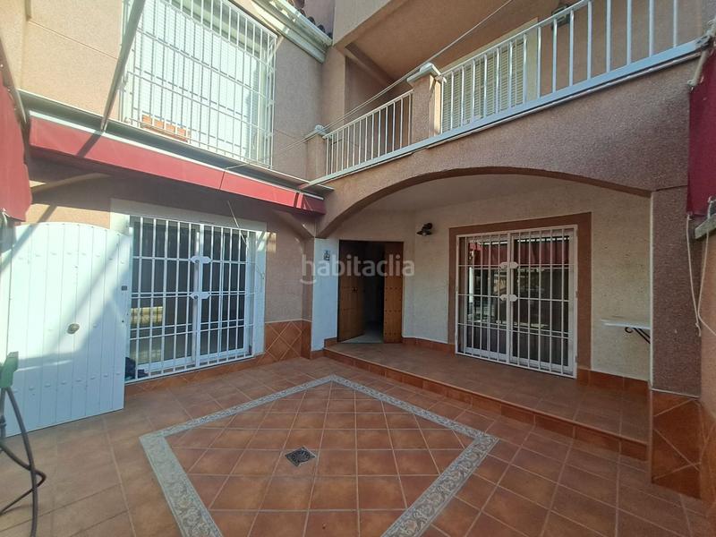 Foto 8c8e9889-cbf0-4a50-be8f-a91f312a46ea. Casa amb calefacció aparcament piscina a Urbadiez - Entrepuentes Sevilla