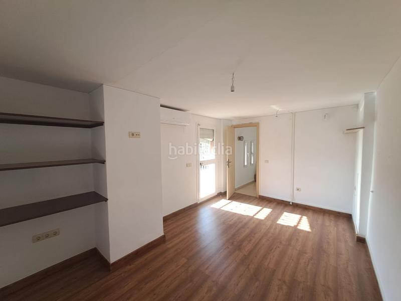 Foto 90b24793-871f-4516-a9b6-67cd2b5293a1. Casa amb calefacció aparcament piscina a Urbadiez - Entrepuentes Sevilla