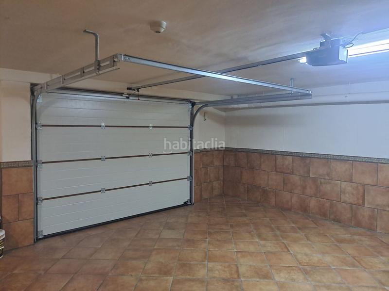 Foto 9a655917-001d-4608-b8d7-fc0f4d2ba3a9. Casa amb calefacció aparcament piscina a Urbadiez - Entrepuentes Sevilla