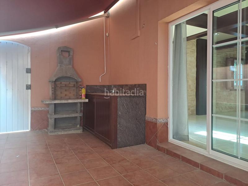 Foto b3561916-3d9e-4fd2-941b-7e11ad4c3b3b. Casa amb calefacció aparcament piscina a Urbadiez - Entrepuentes Sevilla