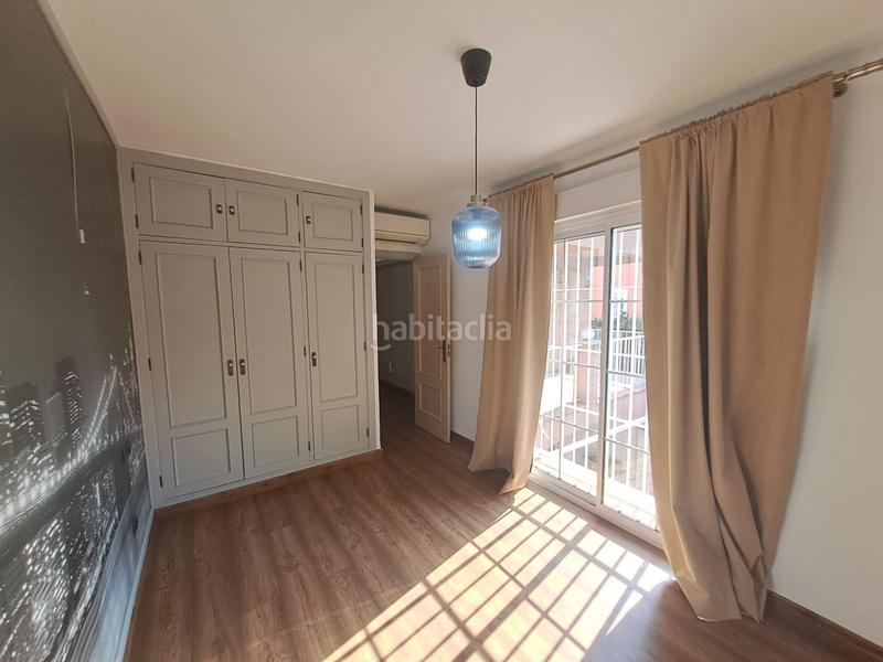 Foto c25def18-addc-4e6c-b0a2-65f56b2751a5. Casa amb calefacció aparcament piscina a Urbadiez - Entrepuentes Sevilla