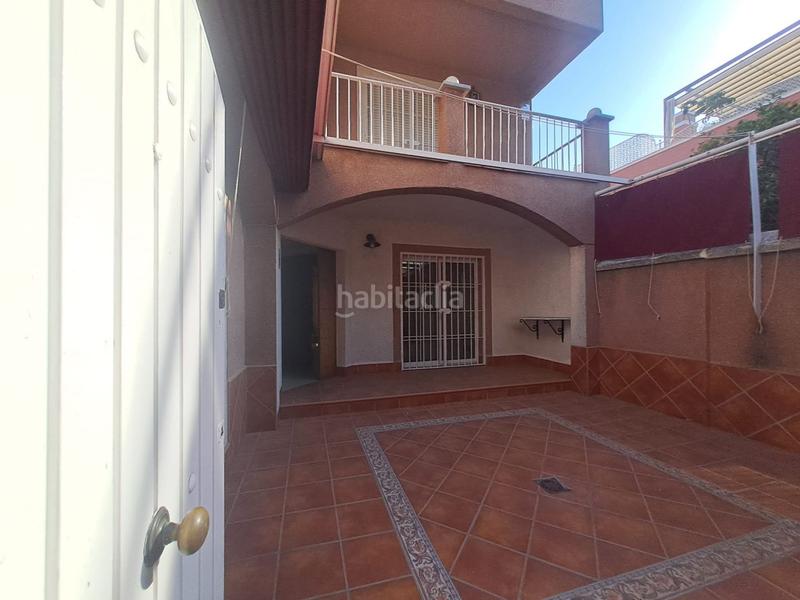 Foto dbcf3e7a-2c5a-4605-b8c0-26df58d8d2d5. Casa amb calefacció aparcament piscina a Urbadiez - Entrepuentes Sevilla