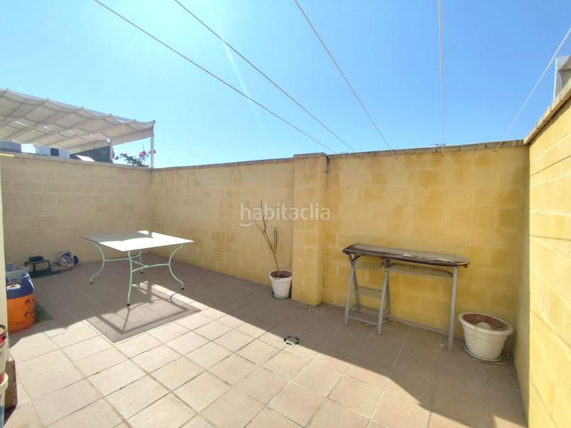 Foto 0c40b589-9117-4eac-8560-6bad3987d21c. Casa adosada adosado en venta , 4 dormitorios. en Bollullos de la Mitación