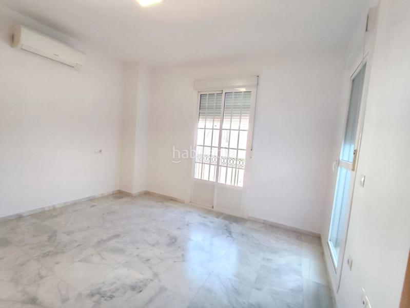 Foto 32b013b3-b788-48dd-8fa7-0d1ac960caa9. Casa adosada adosado en venta , 4 dormitorios. en Bollullos de la Mitación