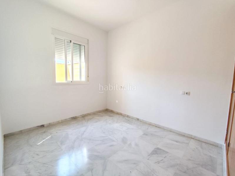 Foto 3570bf2a-a70f-44e1-b5a4-2467563b62cd. Casa adosada adosado en venta , 4 dormitorios. en Bollullos de la Mitación