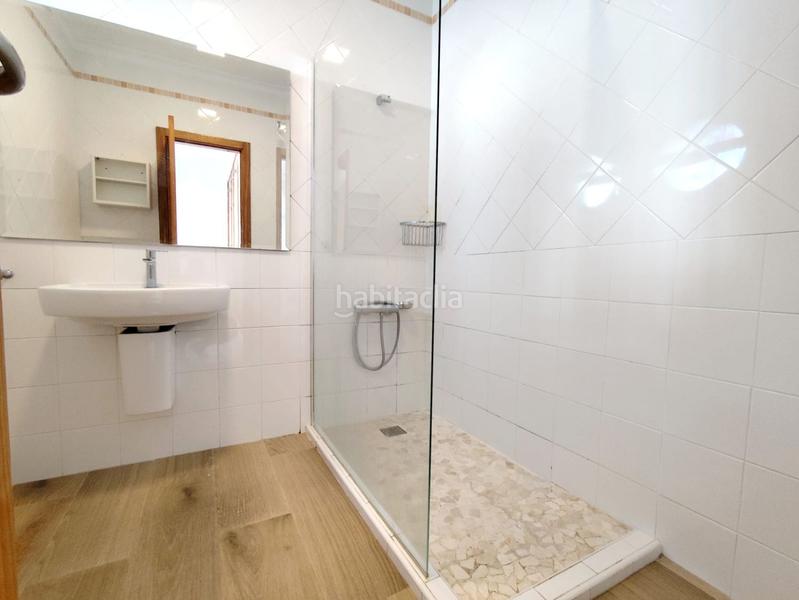 Foto 53d9e8c1-a11a-42cd-a7df-4a43e4dc3b45. Casa adosada adosado en venta , 4 dormitorios. en Bollullos de la Mitación