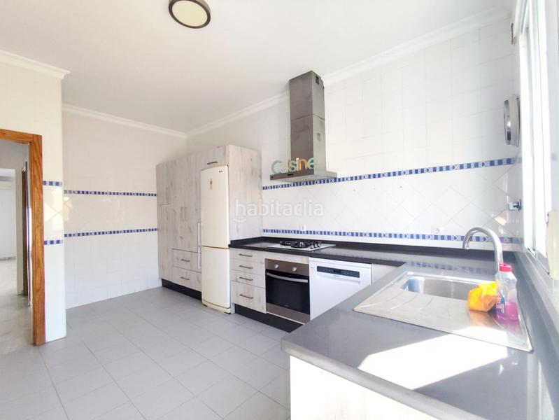 Foto 95fd64a3-7dca-4559-9b26-f1e17a2fa626. Casa adosada adosado en venta , 4 dormitorios. en Bollullos de la Mitación