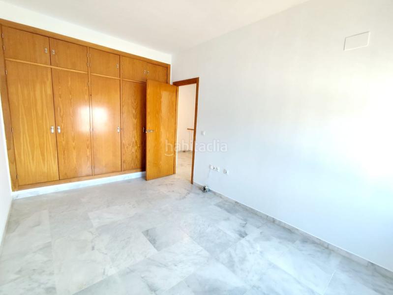 Foto a37438b8-bea0-417f-aba6-7e9ccc0f4e33. Casa adosada adosado en venta , 4 dormitorios. en Bollullos de la Mitación