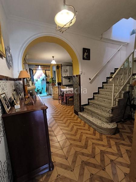Foto 1770d35a-e0c5-446b-92c8-81af5894c14e. Casa  en venta , 4 dormitorios. en Gelves